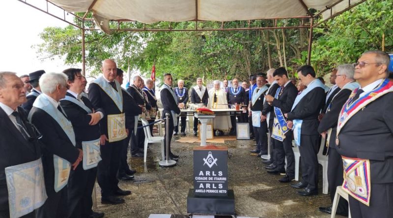 Sessão a Céu Aberto no Histórico Forte de Itaipu – Pari Grande/SP.